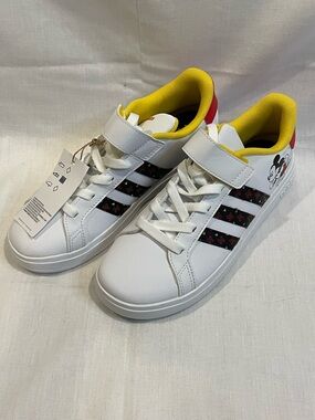 Adidas Grand Court Mickey Mouse Disney Sneakers Kids Size 5 White NWT